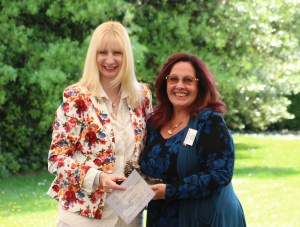 'Mama and Binti' by Angela Gaughan - Winner of the Simon Combes Award - Best African Painting 2018