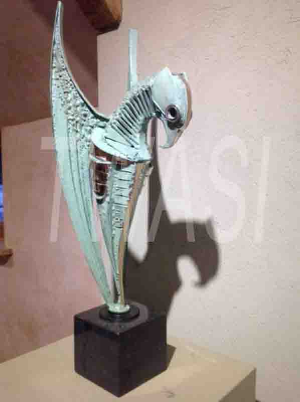 'Kestrel' by Walenty Pytel - bronze approx h51 x w17 £2,500 - BUY ME: - Email: jfearn67@gmail.com
